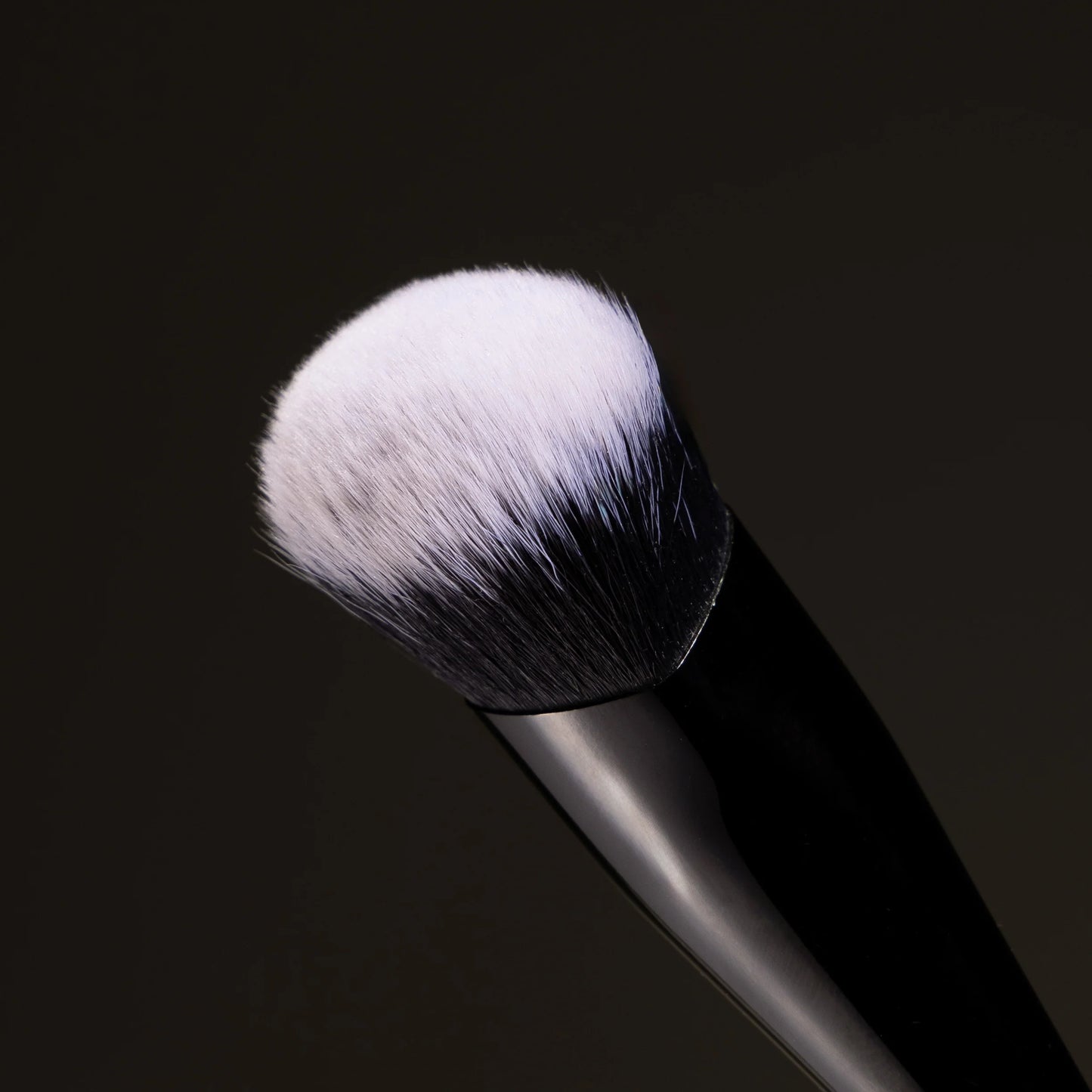 Adara Paris Foundation Brush BA-164