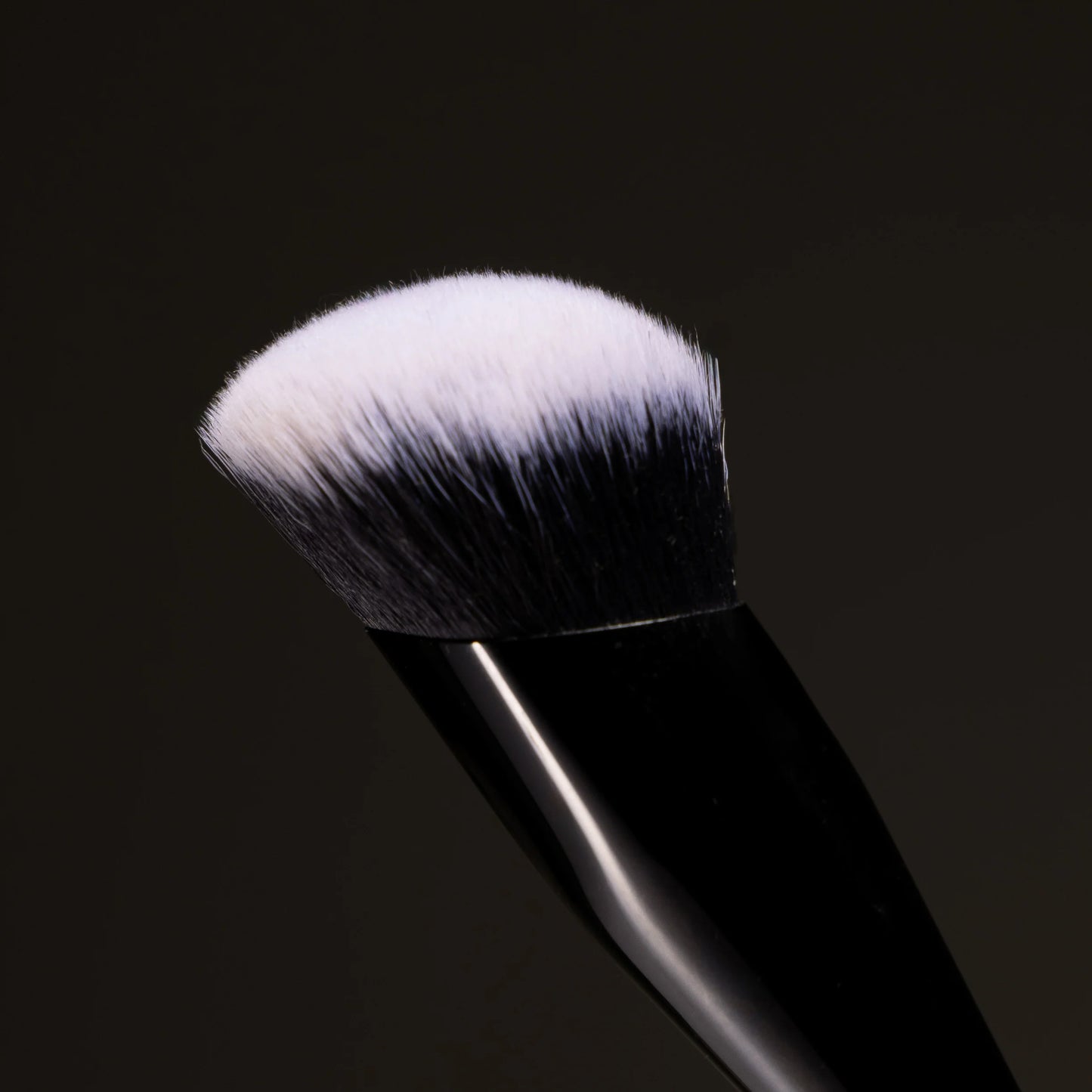 Adara Paris Foundation Brush BA-164