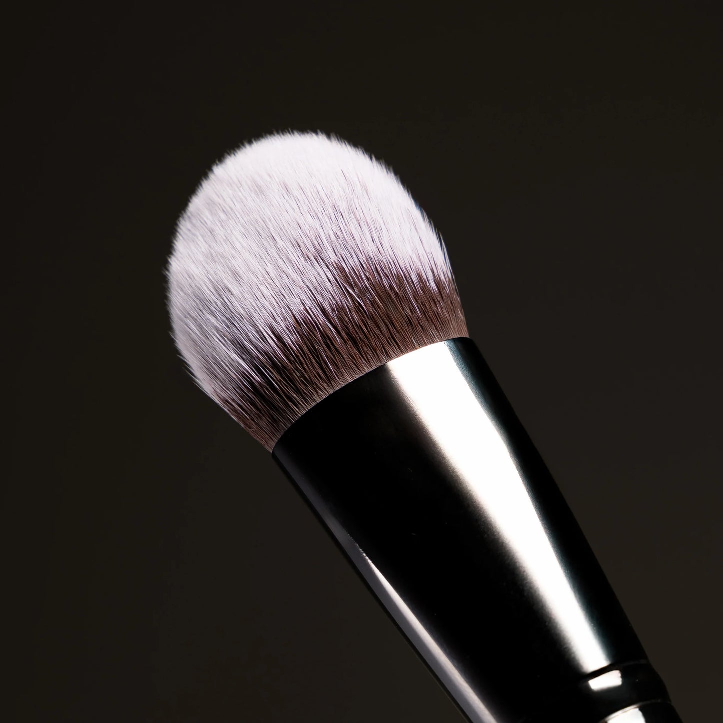 Adara Paris Kabuki Degraphed Foundation Brush BA-171